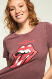 [163156-600] WOMENS LUCKY BRAND ROLLING STONES LACE LIPS CLASSIC CREW