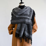 stylesilove Women Geometric Maze Print Cashmere Scarf with Fringe Ultra Soft Shawl Scarves Neck Wraps, 2 Colors