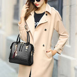 Luxury Crocodile Pattern Handbag for Women | Winter New PU Leather Tassel Shoulder Bag (Brands Design Handle Bag, Lady Purse)