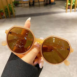 KLASSNUM Women Square Frame Fashion Sunglasses Brand Vintage Travel Sun Glasses Female Eyewear Anti-Glare Driving Sun Glasses