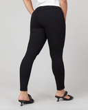 Ankle Skinny Jeans - Clean Black