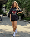G West The Kiss Of Passion Oversized Women's T-Shirt